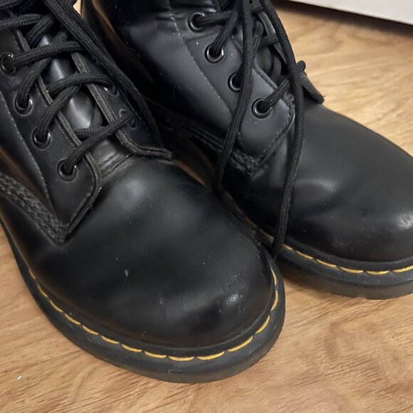 Dr. Martens 1460 Smooth Leather Lace Up Boots UK5/US women7 - Picture 3 of 3